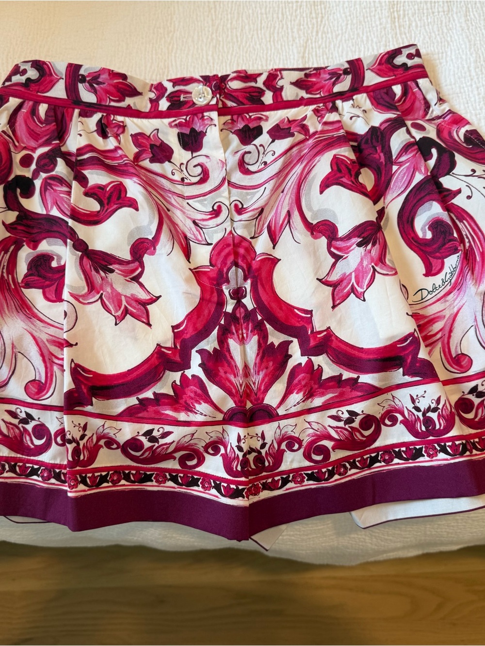 Dolce & Gabbana White Shorts with Pink Baroque Floral Print